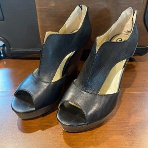 Leather black flatform heals